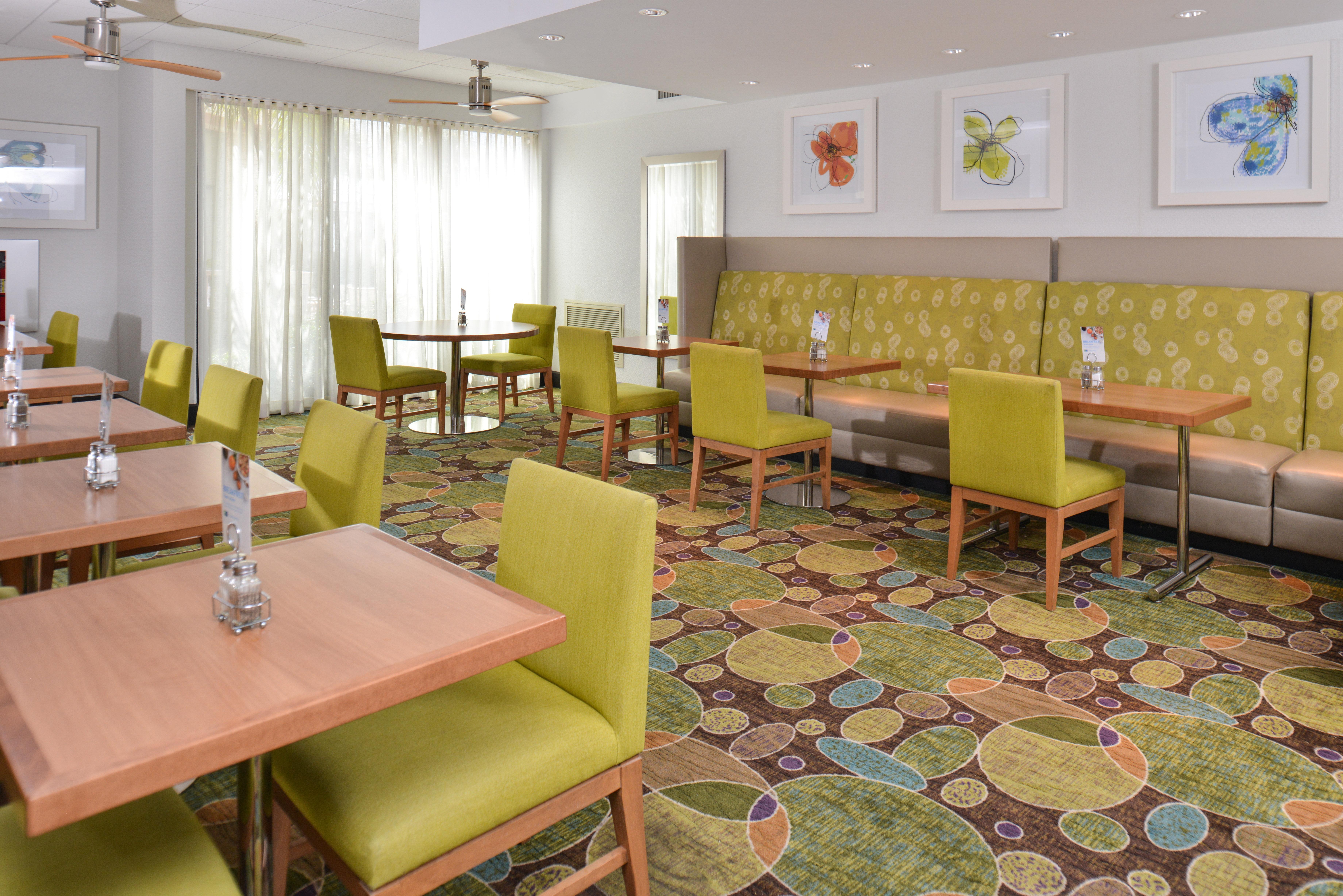 Holiday Inn Express And Suites New Orleans Airport, An Ihg Hotel Saint Rose Εξωτερικό φωτογραφία